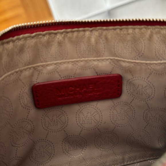 MICHEAL KORS WRISTLET - Picture 4 of 7